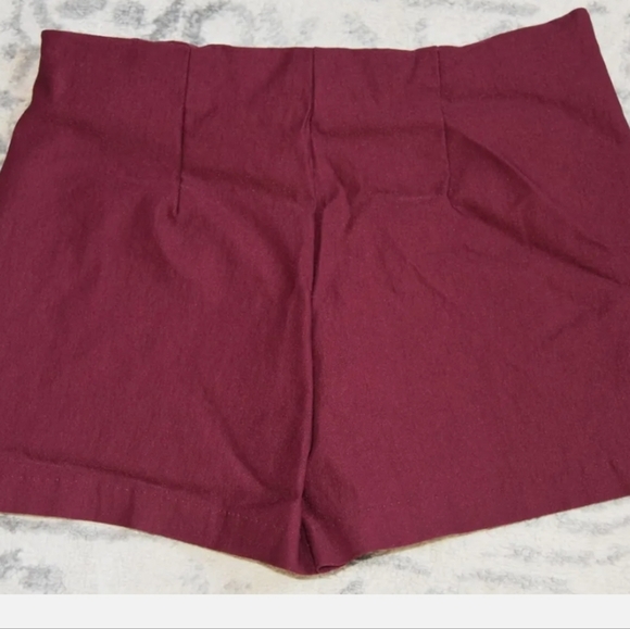 Red LG Crimson Sailor Shorts with Buttons - Picture 3 of 8